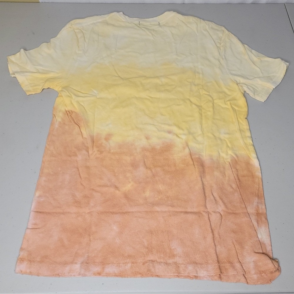 Junk Food Clothing ~ The Incredible Hulk Graphic Desert Sun T-Shirt - Picture 2 of 4